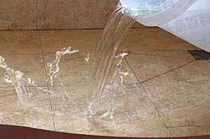 铁东漏水维修 免砸砖防水材料该如何施工